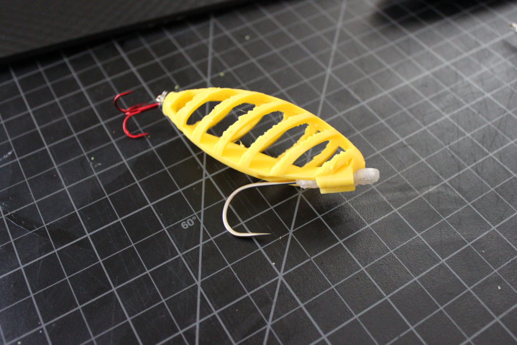 3d print fishing lure outdoor bait  yellow hollow minnow
